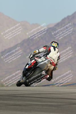 media/Oct-06-2024-Race Pace (Sun) [[d7d39ec7ad]]/10-Turn 9 Backside (1105am)/